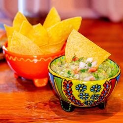 Create Escape - Guacamole tastes even better in a hand-painted bowl