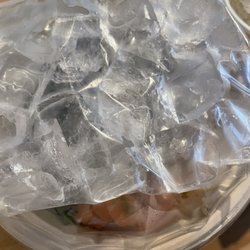 Poke Tiki - Rancho Santa Margarita - They put ice on top of the lid to keep it cool!