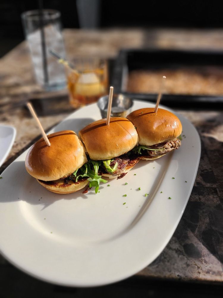 Larsen's Steakhouse