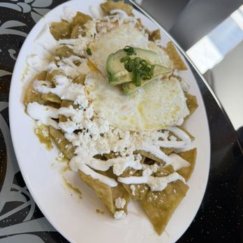 Anteiku Cafe - green charriquiles and eggs - Coffee & Tea Near Me - Baldwin Park, California