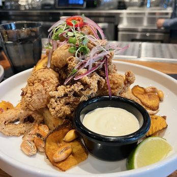 Limon - Jalea -calamari and shrimp - Peruvian Near Me - Redwood City, California Limon - Jalea -calamari and shrimp - Peruvian Near Me - Redwood City, California