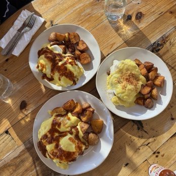 Cracked & Battered - Potrero Hill - Wicked Benedict & Fried Chicken Benedict - Breakfast & Brunch Near Me - San Francisco, California