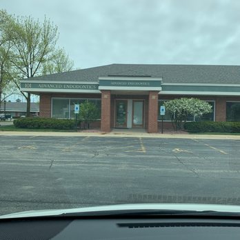 Advanced Endodontics - Front of office - Endodontists Near Me - Gurnee, Illinois
