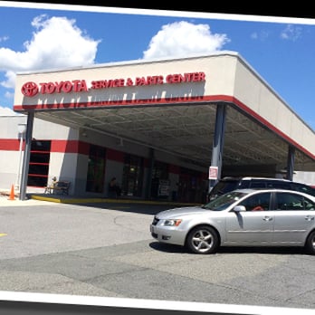 Fitzgerald Toyota Service Center - Car Dealers Near Me - Gaithersburg, Maryland Fitzgerald Toyota Service Center - Car Dealers Near Me - Gaithersburg, Maryland
