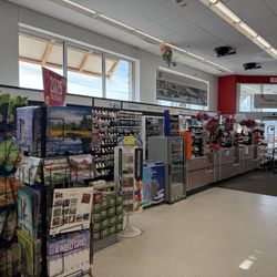 Walgreens - No cashier during lunch time