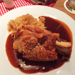 Schweinshaxen... Schweinshaxen...