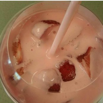 Sabe - Fresas con crema. Not sure if I spelled that right. - Mexican Near Me - Austin, Texas