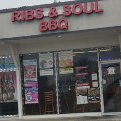 Ribs and Soul BBQ - Outside