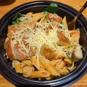 Noodles and Company - a bowl of pasta with meat and cheese - Noodles Near Me - Reston, Virginia Noodles and Company - a bowl of pasta with meat and cheese - Noodles Near Me - Reston, Virginia