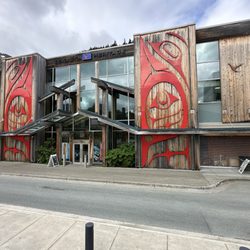 Sealaska Heritage Institute - Entrance to Sealaska with gift shop on the corner