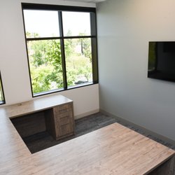 Advanced Liquidators Office Furniture