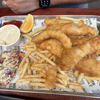 Monteith's Brewing Co - Fish and Chips - Breweries Near Me - Greymouth, WTC