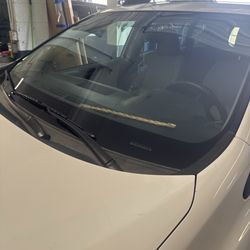 Storm Auto Glass - Windshield replacement