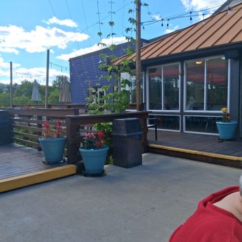 Dead Low Brewing - Brewpubs Near Me - Cincinnati, Ohio Dead Low Brewing - Brewpubs Near Me - Cincinnati, Ohio