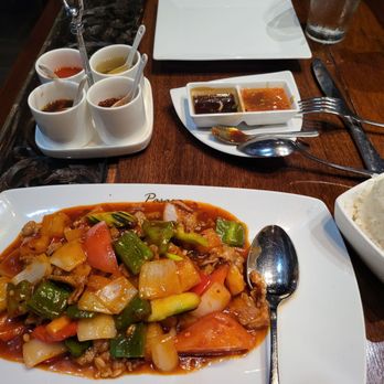 Pasara Thai - Sweet and sour pork - Thai Near Me - Alexandria, Virginia Pasara Thai - Sweet and sour pork - Thai Near Me - Alexandria, Virginia