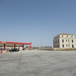 Gasolinera Cepsa - pretty quiet