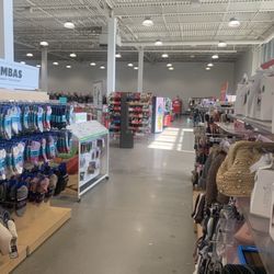 DSW Designer Shoe Warehouse