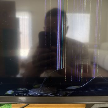 Supersonic Movers - Broken tv and missing screws from the base when they took it off - Movers Near Me - Las Vegas, Nevada Supersonic Movers - Broken tv and missing screws from the base when they took it off - Movers Near Me - Las Vegas, Nevada