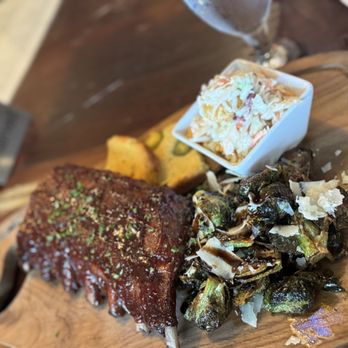 The Imperial - Ribs don't last so get there early and order right away - Bars Near Me - Winter Park, Florida