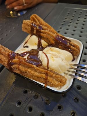 Don Pez Fish Tacos by null