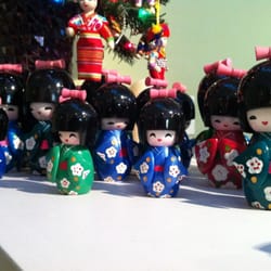 Agame Yoga & Meditation Center - Who doesn't love a cute geisha girl?