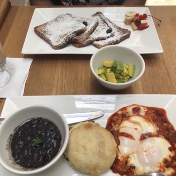 352 Guest House - Ranchero & French Toast with a side of avocado. - Guest Houses Near Me - San Juan, Puerto Rico