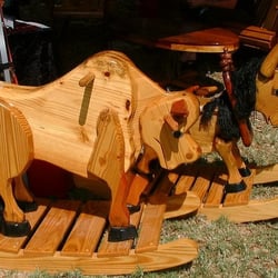 Northlake Village Market - Hand Made Furniture & Accesories