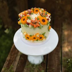 Floral Buttercream cake