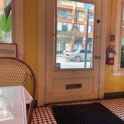 Heart & Soul Healing Arts - Paris looked over.
