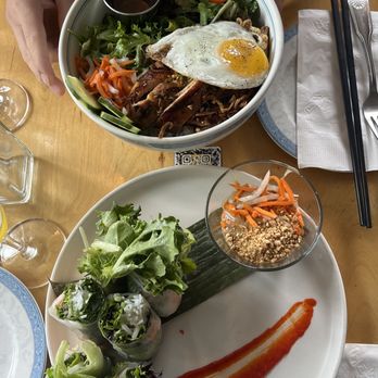 Co Nam - Poached Summer Roll and Grilled Chicken Bowl - Vietnamese Near Me - Oakland, California Co Nam - Poached Summer Roll and Grilled Chicken Bowl - Vietnamese Near Me - Oakland, California