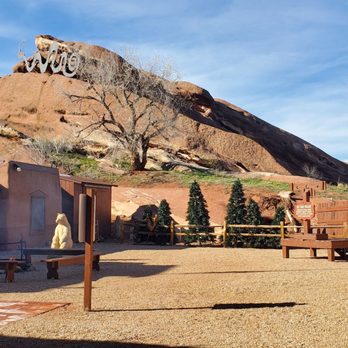 The Fort Restaurant - Entry/waiting courtyard - Steakhouses Near Me - Morrison, Colorado The Fort Restaurant - Entry/waiting courtyard - Steakhouses Near Me - Morrison, Colorado