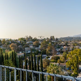 Think Real Estate - Taylor Keyes - Views for days! - Real Estate Agents Near Me - Venice, California Think Real Estate - Taylor Keyes - Views for days! - Real Estate Agents Near Me - Venice, California