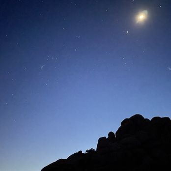 Joshua Tree National Park - Night sky view from one of the designated stargazing areas (hidden valley trail) - Parks Near Me - Joshua Tree, California Joshua Tree National Park - Night sky view from one of the designated stargazing areas (hidden valley trail) - Parks Near Me - Joshua Tree, California