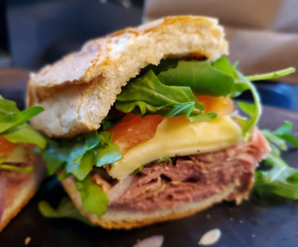 DEANE’S MARKET & DELI Updated September 2024 85 Photos & 88 Reviews