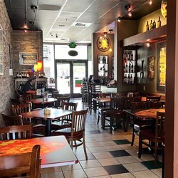 Vino's Pizza