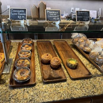 Halekulani Bakery - Bakeries Near Me - Honolulu, Hawaii Halekulani Bakery - Bakeries Near Me - Honolulu, Hawaii