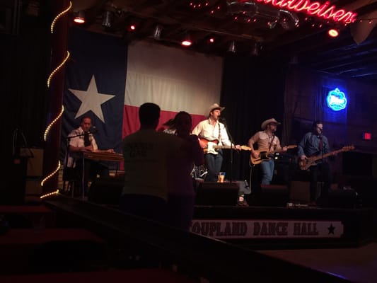Coupland Dancehall by null