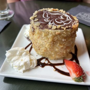 The Original Boston Cream Pie - Desserts Near Me - Boston, Massachusetts The Original Boston Cream Pie - Desserts Near Me - Boston, Massachusetts