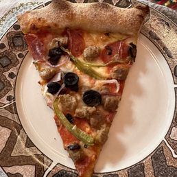 Veggie pizza with sausage Veggie pizza with sausage