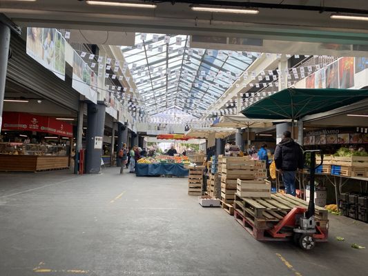 Marché des Capucins by null