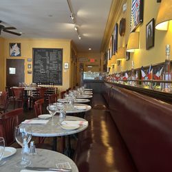 Demarchelier Bistro - Inside