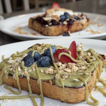 Le Vida - French toast - Breakfast & Brunch Near Me - North Miami Beach, Florida