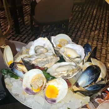 Hell's Kitchen - Oyster -Seafood tower - Cocktail Bars Near Me - Funner, California