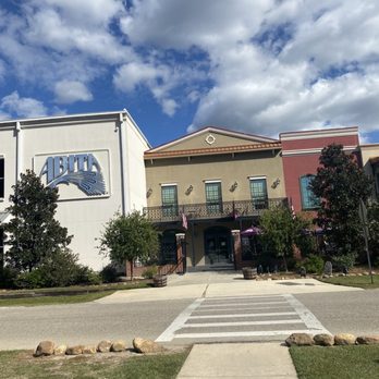 Abita Brewing Company - Abita Taproom. - Breweries Near Me - Covington, Louisiana Abita Brewing Company - Abita Taproom. - Breweries Near Me - Covington, Louisiana