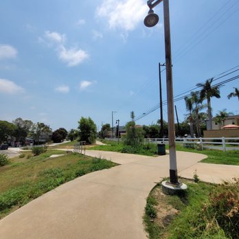 Long Beach Greenbelt - Parks Near Me - Long Beach, California Long Beach Greenbelt - Parks Near Me - Long Beach, California