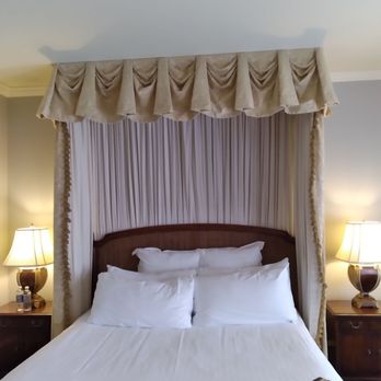 Hotel Sorrento - Bed - Hotels Near Me - Seattle, Washington Hotel Sorrento - Bed - Hotels Near Me - Seattle, Washington