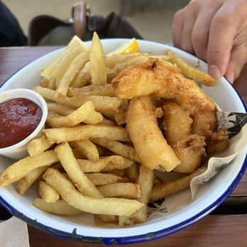 Handline - Kids fish n chips - Seafood Near Me - Sebastopol, California