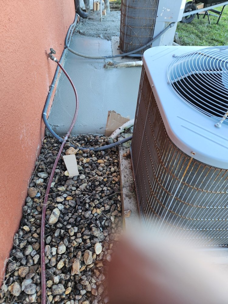 Slide of CM Roofing Florida