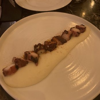 Vivo - Grilled octopus - Tapas Bars Near Me - Barcelona, B Vivo - Grilled octopus - Tapas Bars Near Me - Barcelona, B