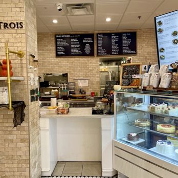 Cafe Trois - Cashier area - Coffee & Tea Near Me - Tenafly, New Jersey